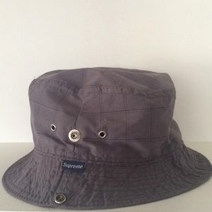 Supreme bucket hat